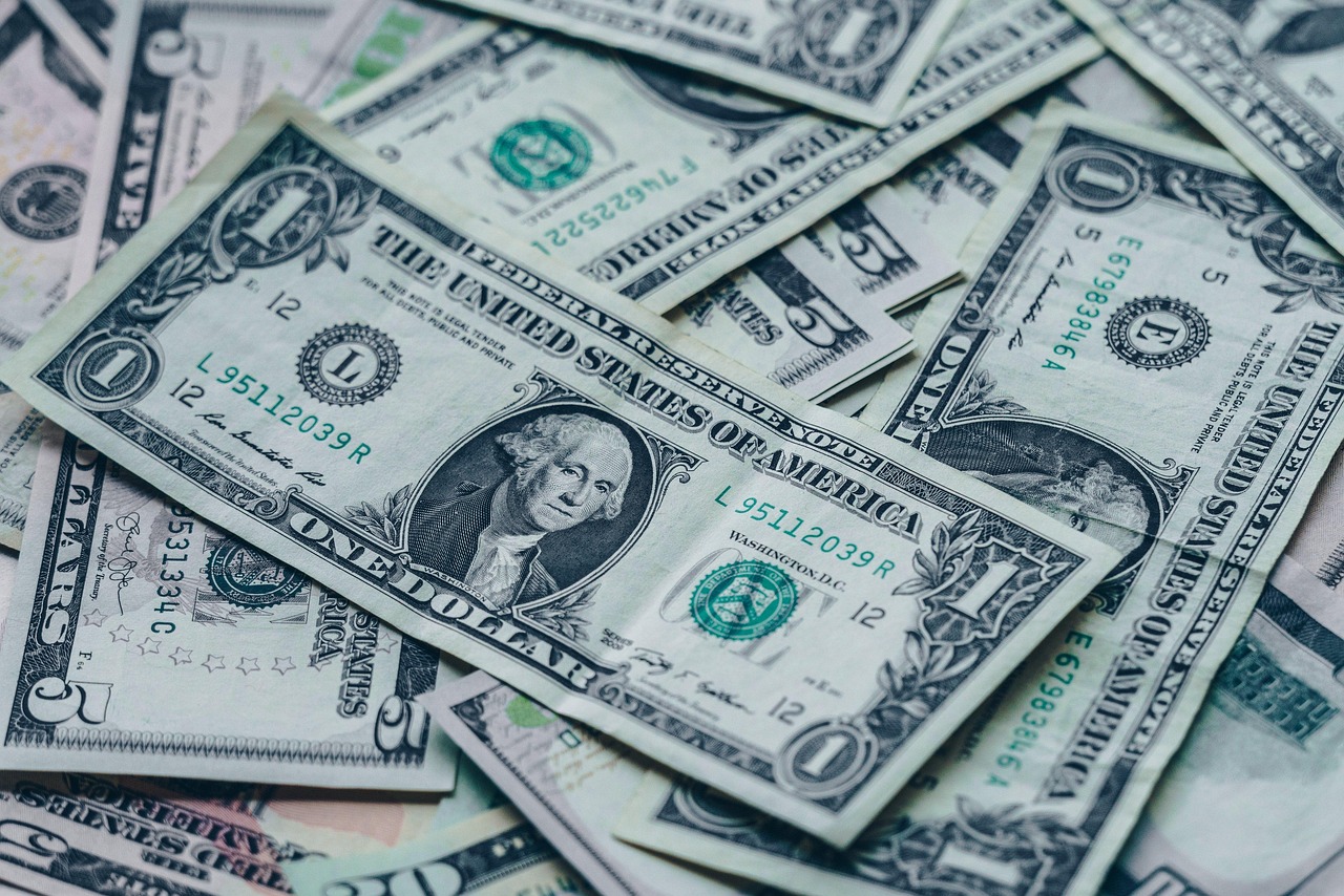 征信黑了在哪里能借到钱,本篇归档十款200到500小贷