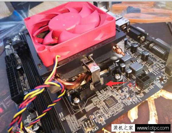 AMD CPU及CPU散热器的安装方法 AMD的处理器与风扇安装图解教程