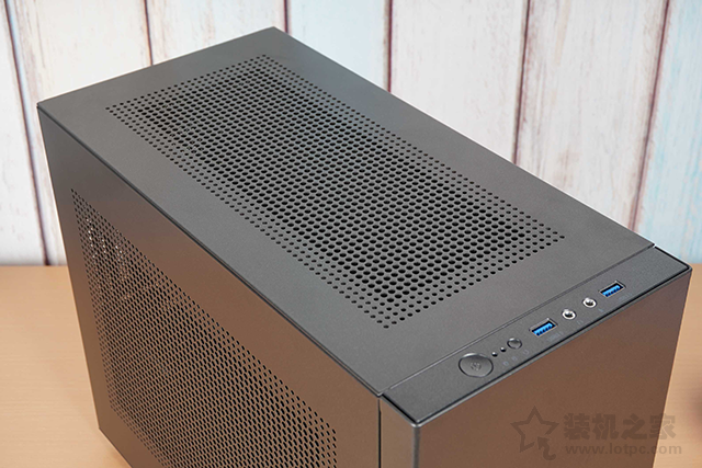 颜值+性能并重，R5-5600X配RTX3060Ti小钢炮电脑主机配置推荐