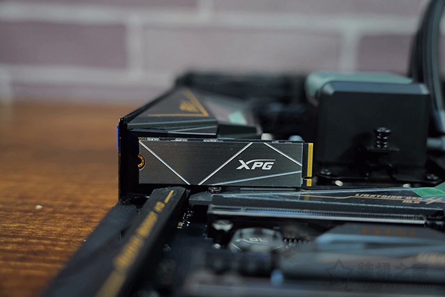 打造一台学习静音主机！R7 5800X配RX6900XT全能型3A平台电脑配置