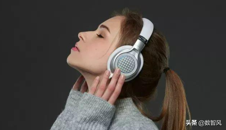 耳机不出声音怎么办（耳机一边没声音的原因及维修方法）