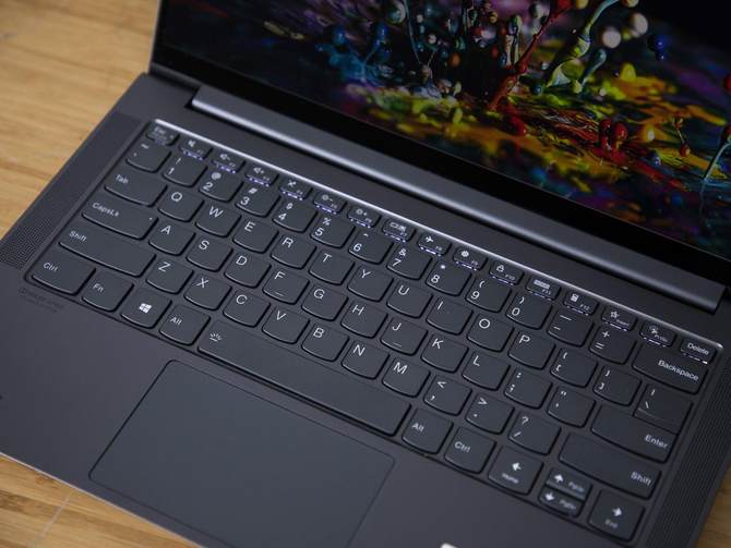 首搭锐龙7  4800U 联想YOGA Slim 7轻薄本评测