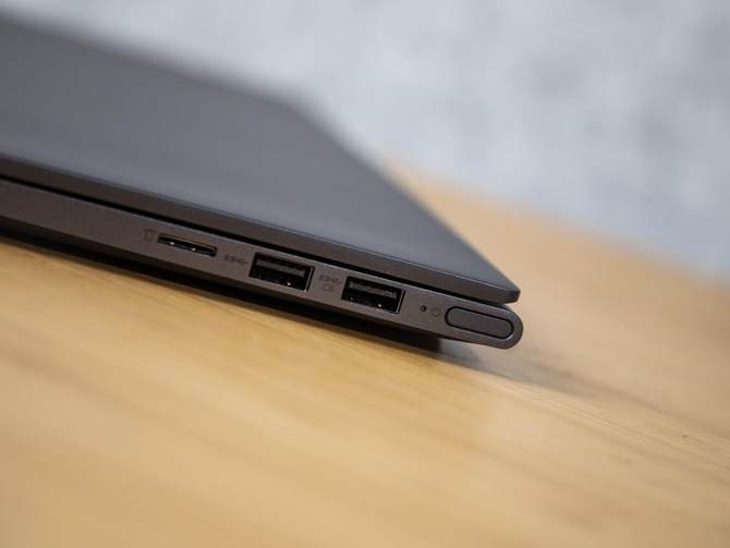 首搭锐龙7  4800U 联想YOGA Slim 7轻薄本评测