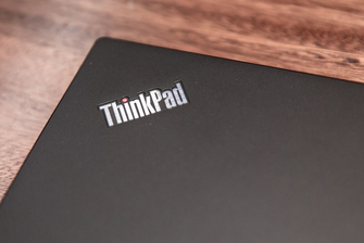 Thinkpad X1 Yoga外观体验：低调奢华