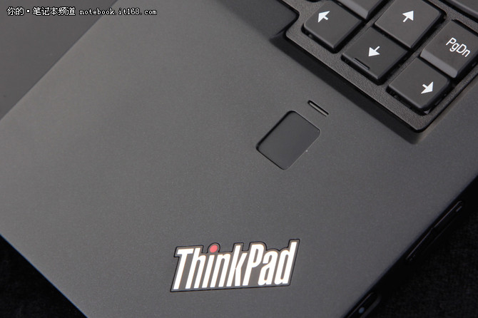 Thinkpad X1 Yoga外观体验：低调奢华