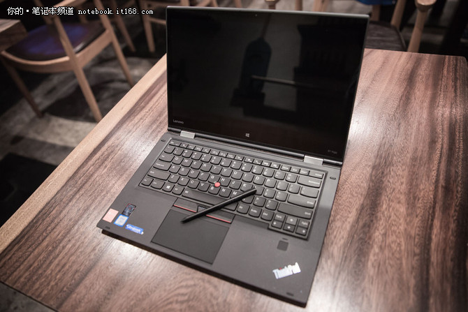 Thinkpad X1 Yoga外观体验：低调奢华
