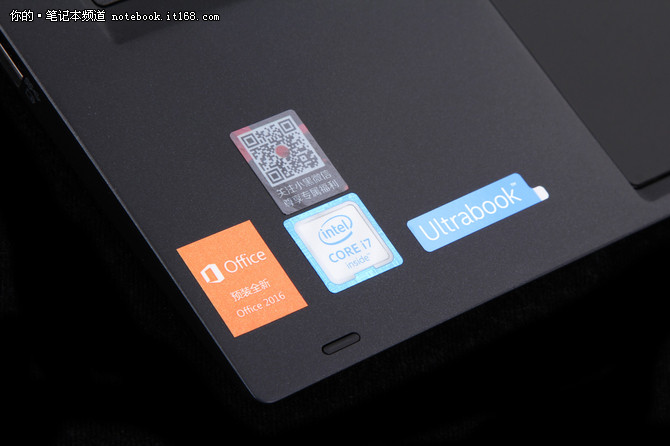 Thinkpad X1 Yoga外观体验：低调奢华