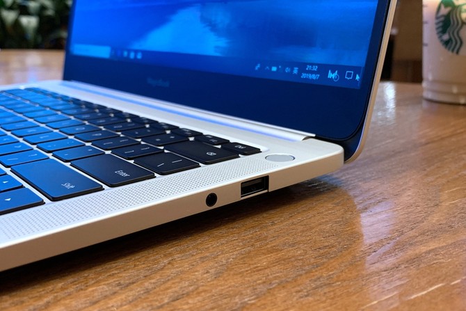 做工作中的全“职”高手 荣耀MagicBook 2019 Intel版评测