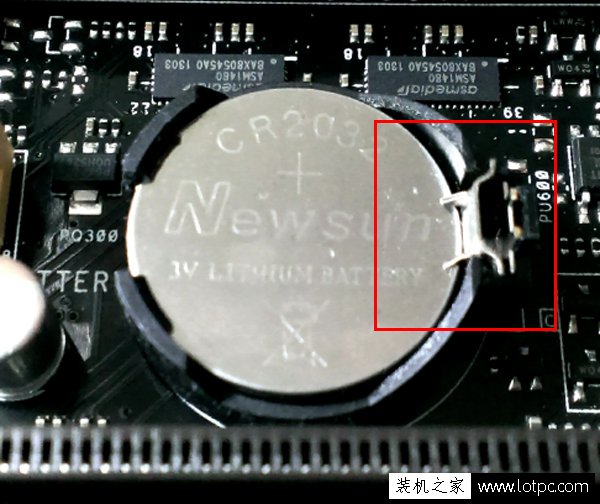 电脑主板怎么更换CMOS电池？电脑主板纽扣电池更换安装的图文教程
