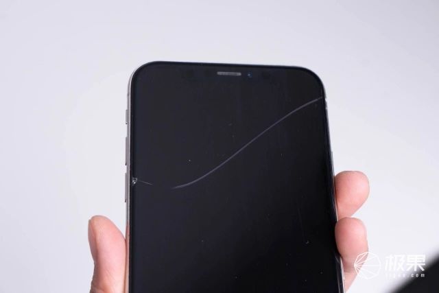 苹果手机换屏幕（iphone售后换屏和原装屏区别）(15)