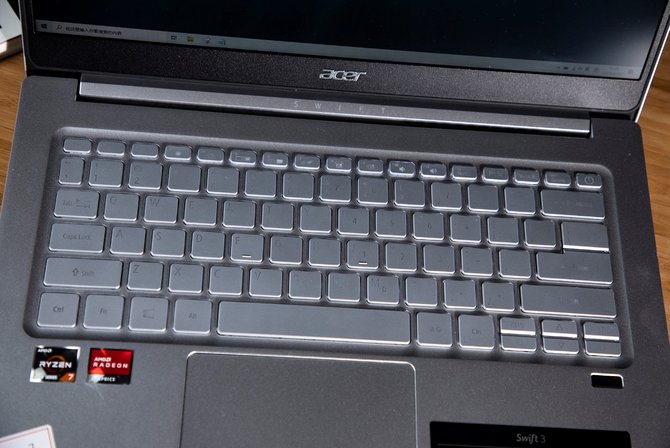 搭载7nm锐龙 7 4700U Acer 传奇轻薄本金属本评测