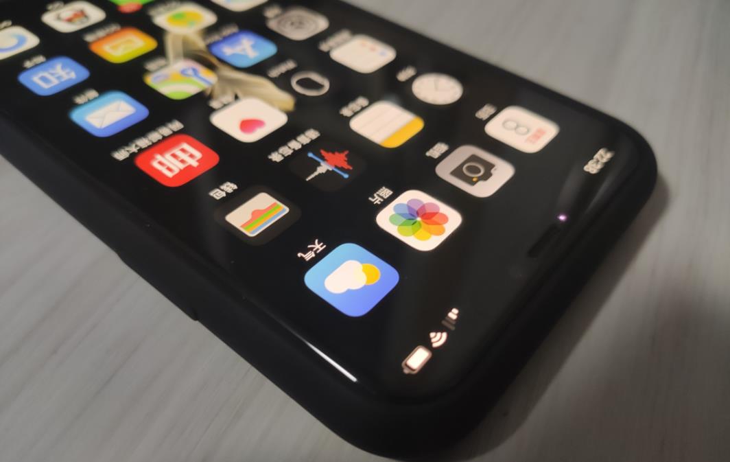 苹果手机屏幕失灵了怎么办（苹果iphone11屏幕滑不动）