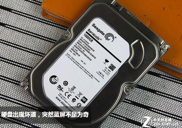 电脑黑屏蓝屏怎么回事（电脑蓝屏黑屏怎么办教你一招）