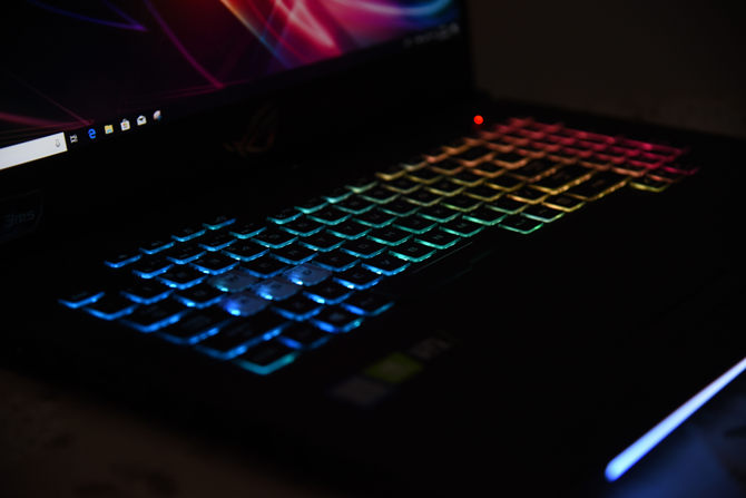 RTX 2070畅享光追和4K ROG枪神2S Plus评测