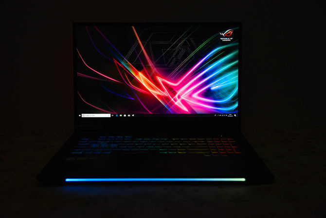 RTX 2070畅享光追和4K ROG枪神2S Plus评测