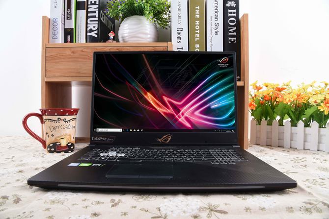 RTX 2070畅享光追和4K ROG枪神2S Plus评测